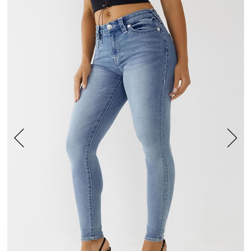 True Religion Women's Blue Medium Wash Mid Rise Halle Super Skinny Jeans…